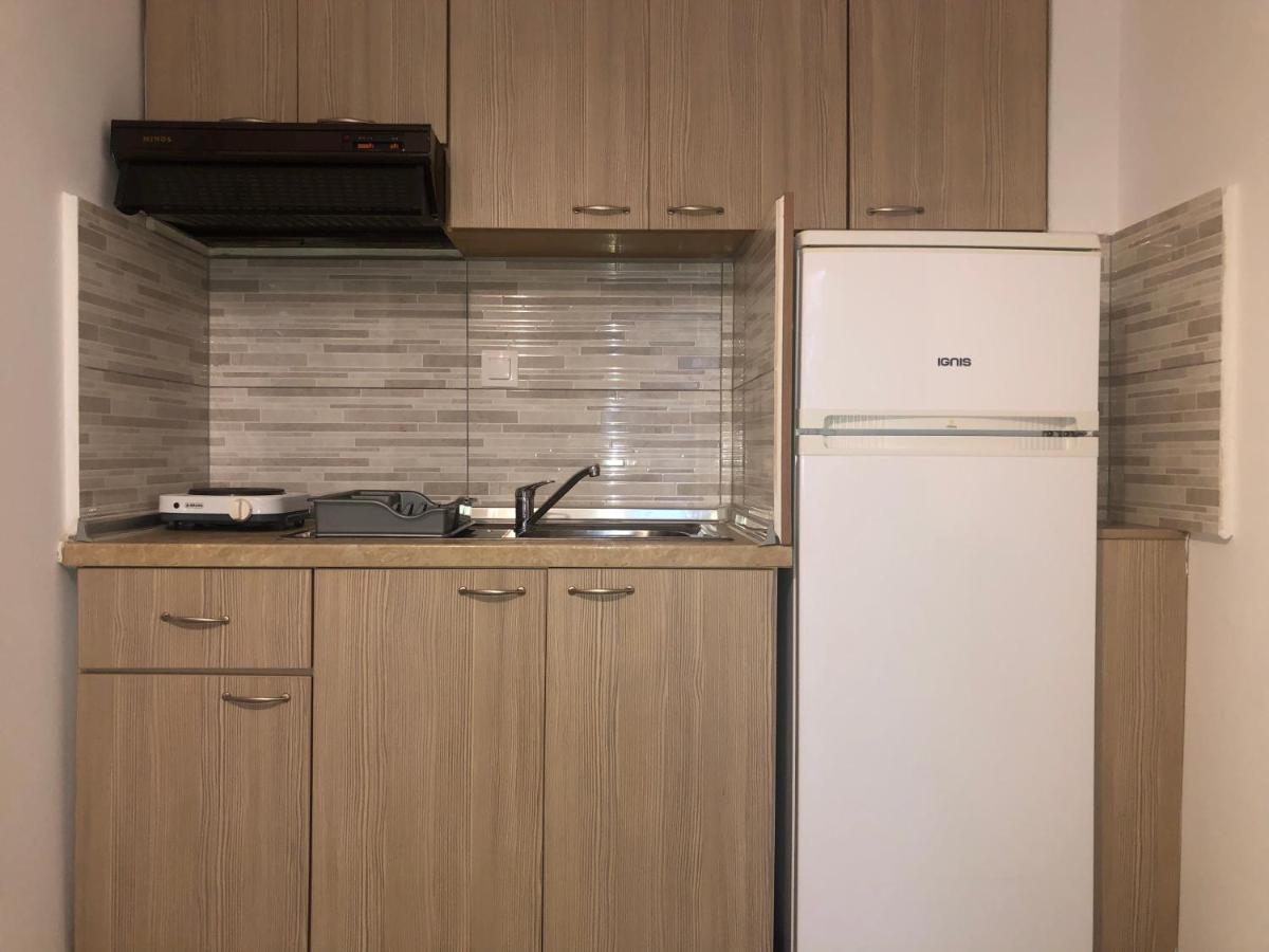 Villa Kostas Accommodations - Vrasná Esterno foto