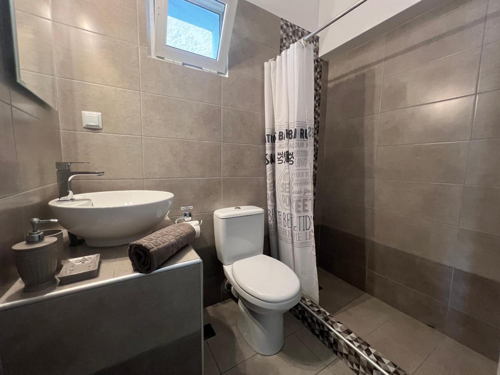 Villa Kostas Accommodations - Vrasná Esterno foto
