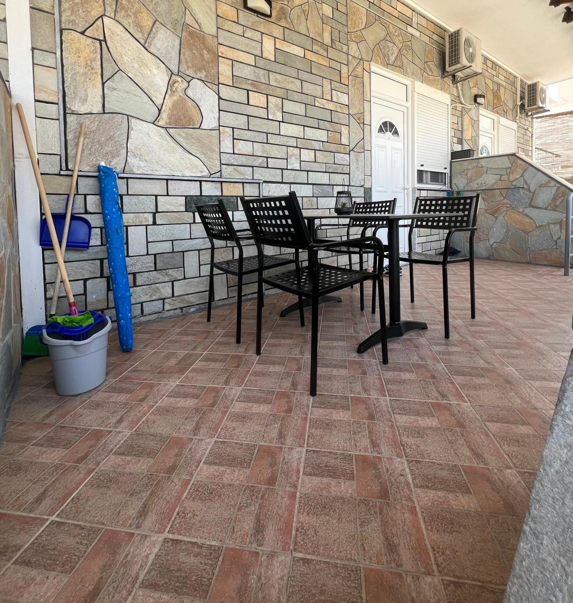 Villa Kostas Accommodations - Vrasná Esterno foto